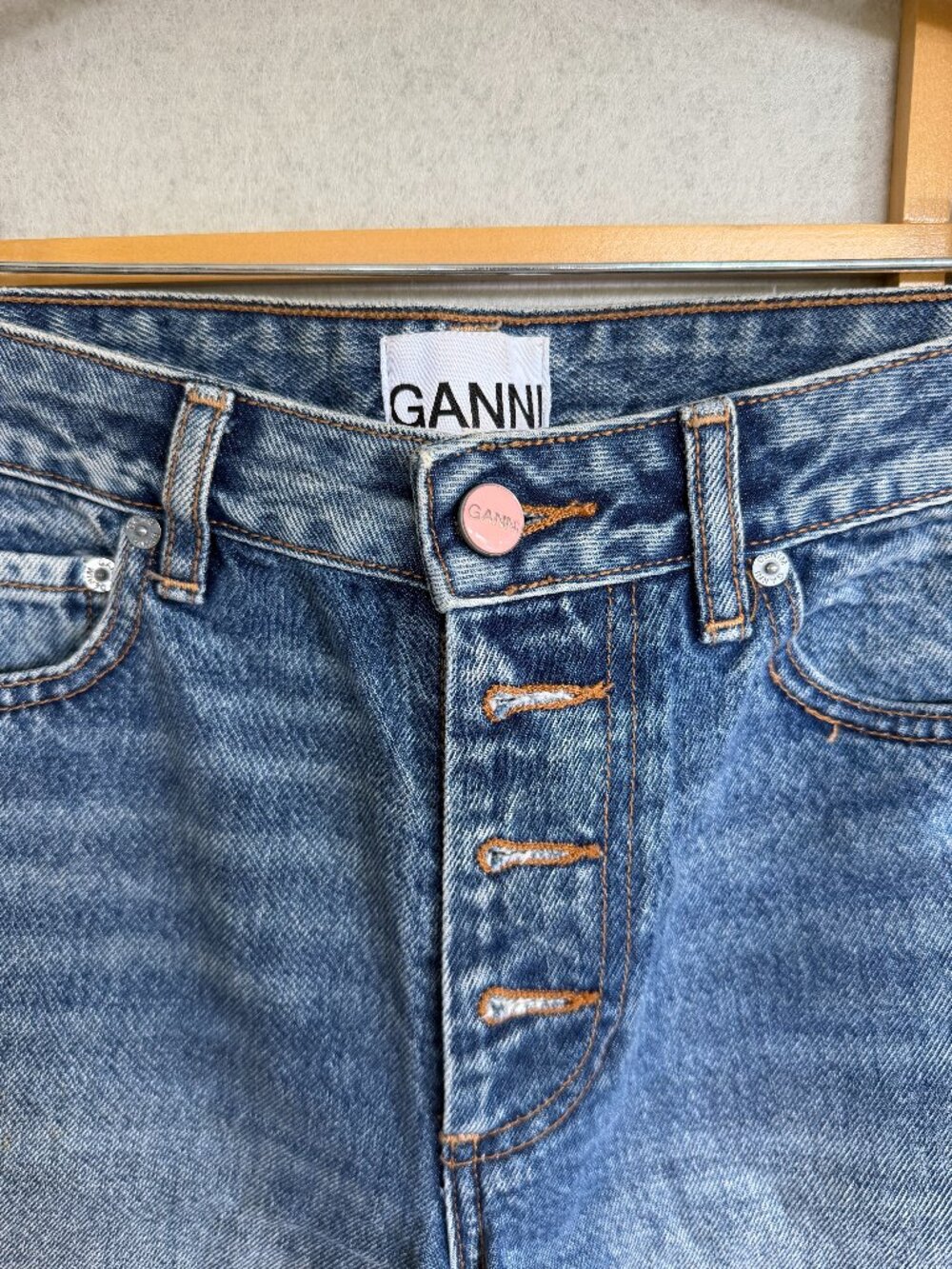 GANNI - Lovy Mid-rise Slouchy Rigid Medium Wash Jeans Size 25W/32L